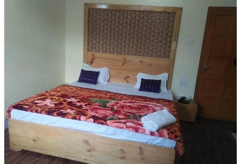 호텔 Shillong Palace Inn