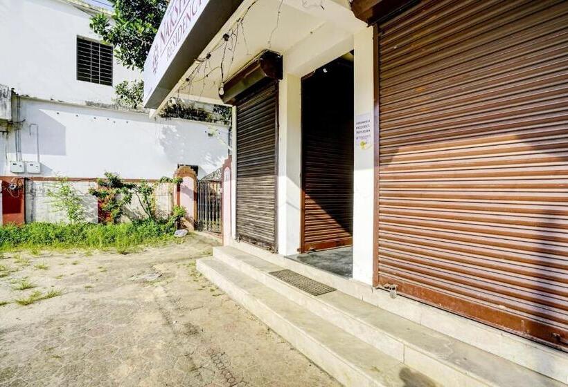 فندق Spot On Nakshathra Residency