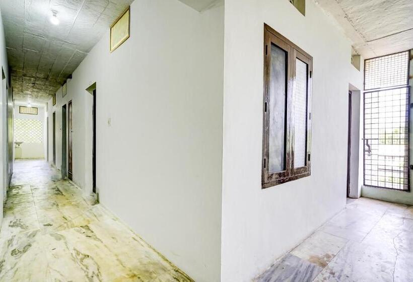 فندق Spot On Nakshathra Residency