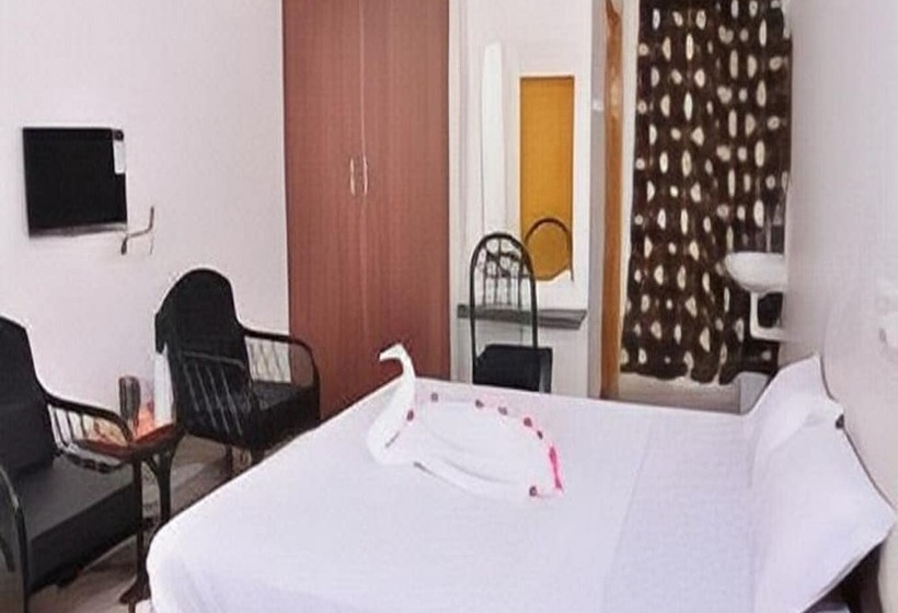 ホテル Sri Sakthi