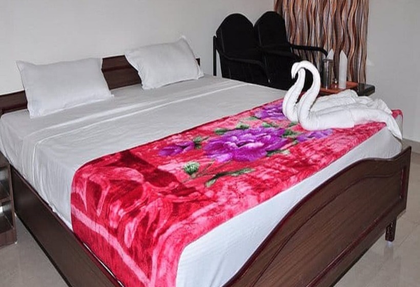 ホテル Sri Sakthi