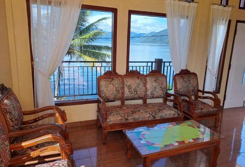 Oyo 93241 Hotel Puri Azzura Danau Ranau