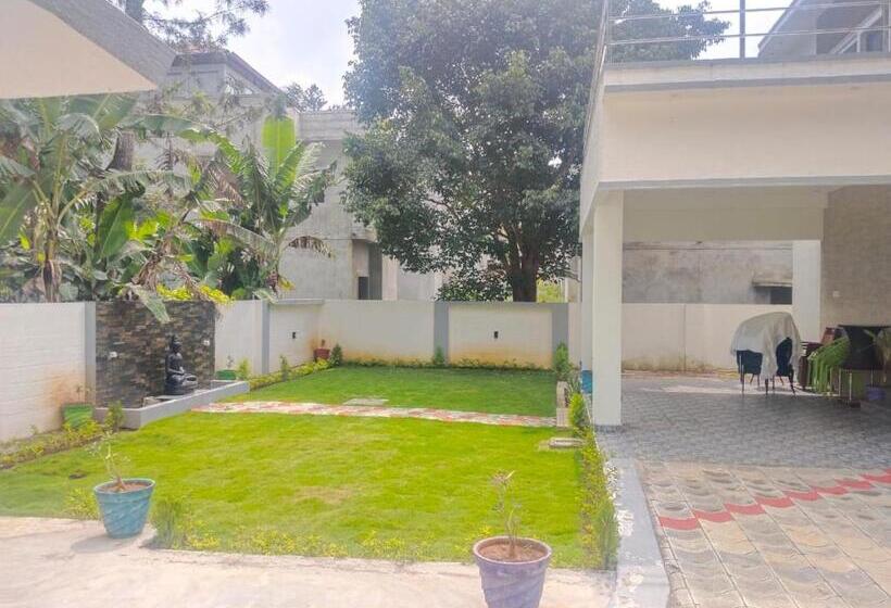 پانسیون The Oakland Inn