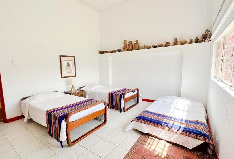 تختخواب و صبحانه Finca Hotel Hacienda Bruselas