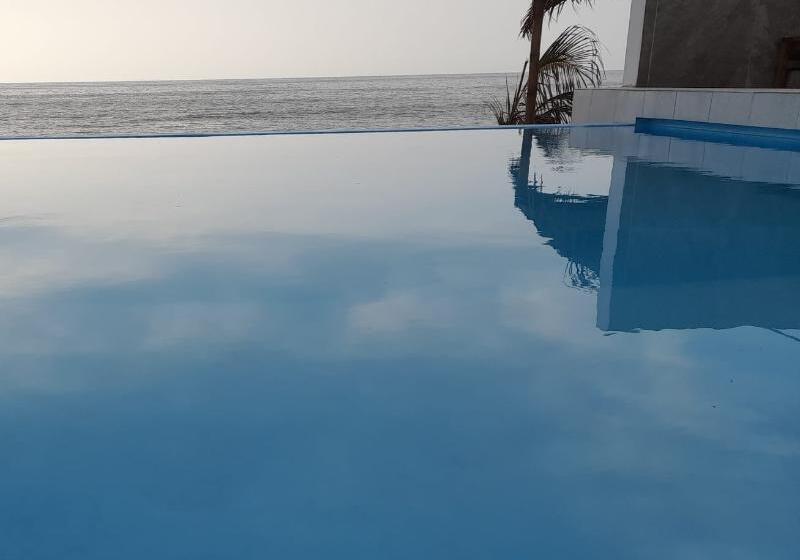 Отель Las Fragatas Casa