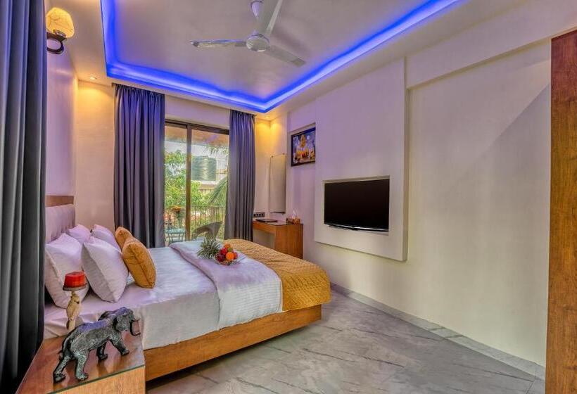 هتل Maurya Residency