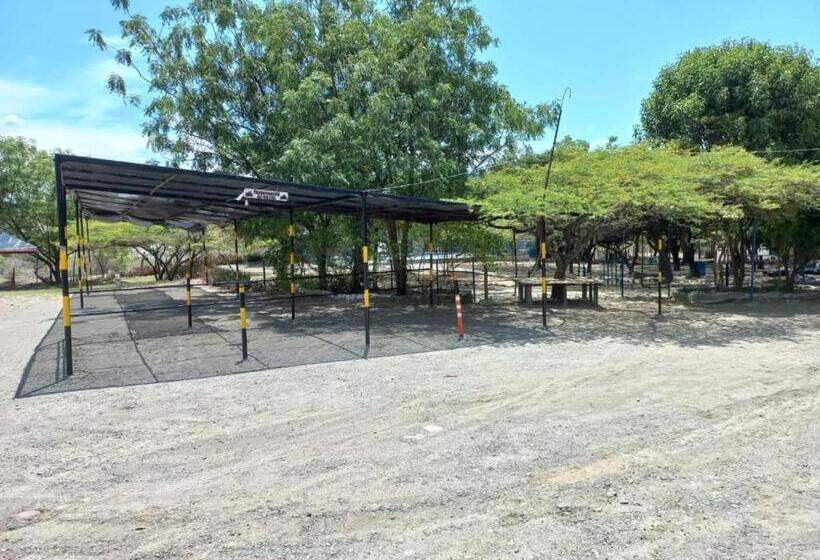 هتل Posada Turística Noches De Saturno