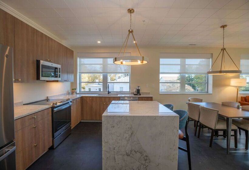 فندق The Holbrook