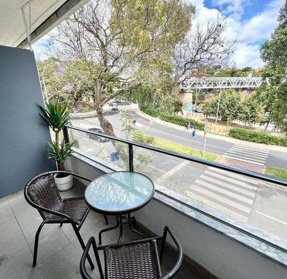 بنسيون Oeiras Beach Suites 8 With Private Bathroom And Terrace
