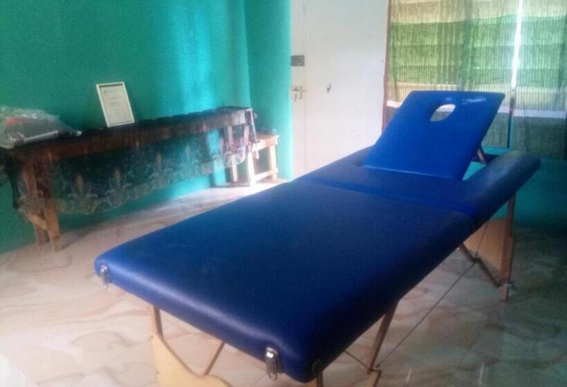 بنسيون Spanish Cottage Home Lodge