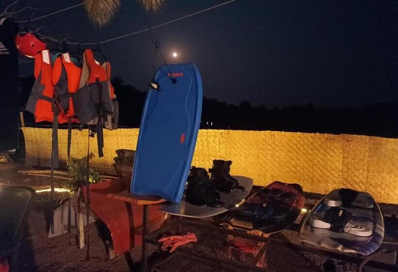 استراحتگاه Wake Park Goa