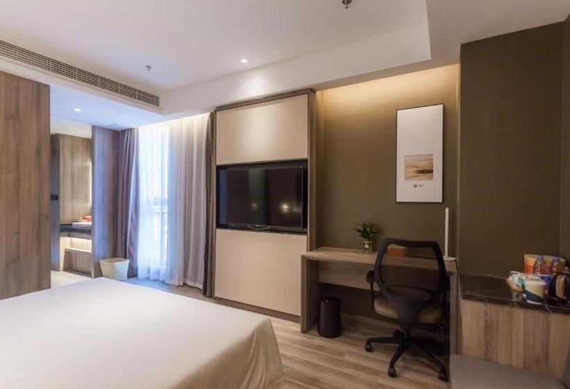 Atour Hotel Shenyang South Station Quanyun Road