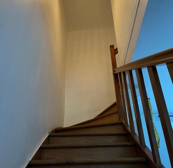 مبيت وإفطار Maison D Hôtes Ty Belle