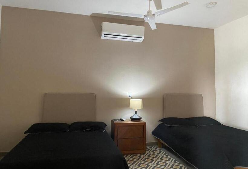בית מלון כפרי Bungalows Punta Conejo