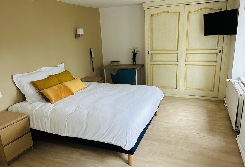 فندق Comme Chez Soi