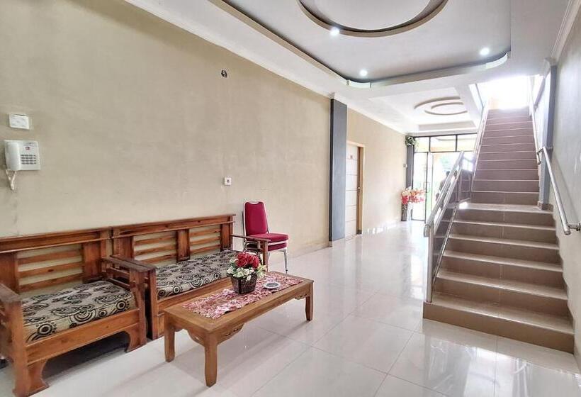 هتل Jelita Mentawai Redpartner