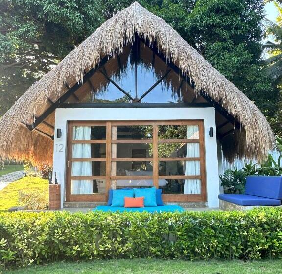 Salum Dive Resort