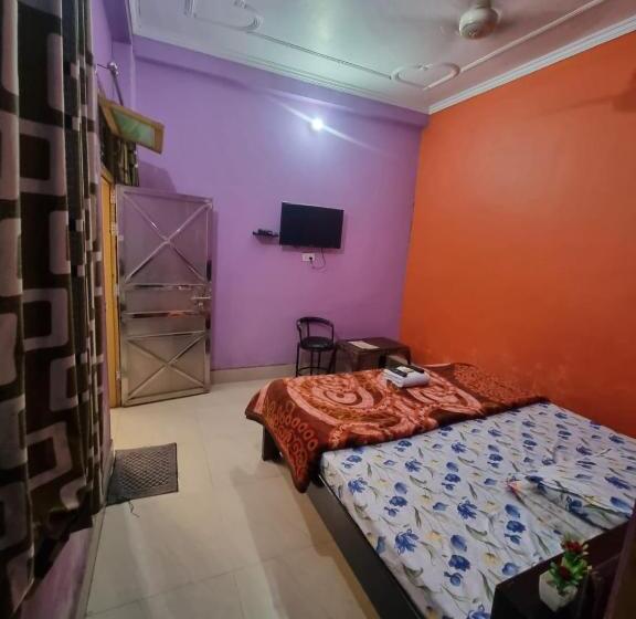 酒店 Aastha And Restaurant