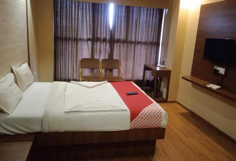 ホテル Mahadev Residency
