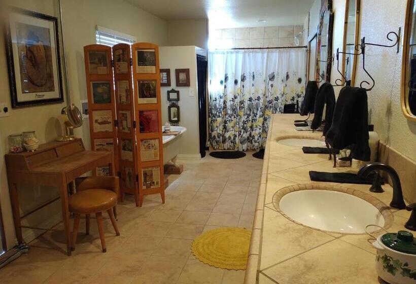 بنسيون Black Star Ranch Vineyard