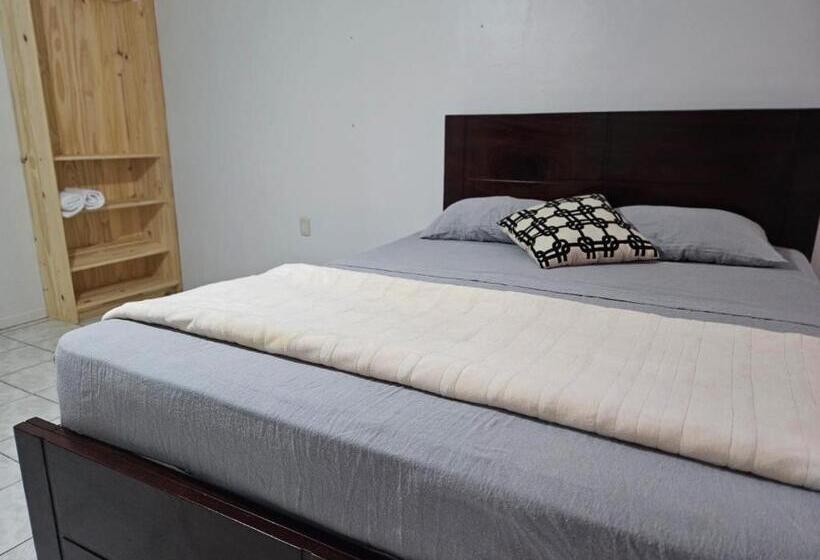 بنسيون Hostal Urbano