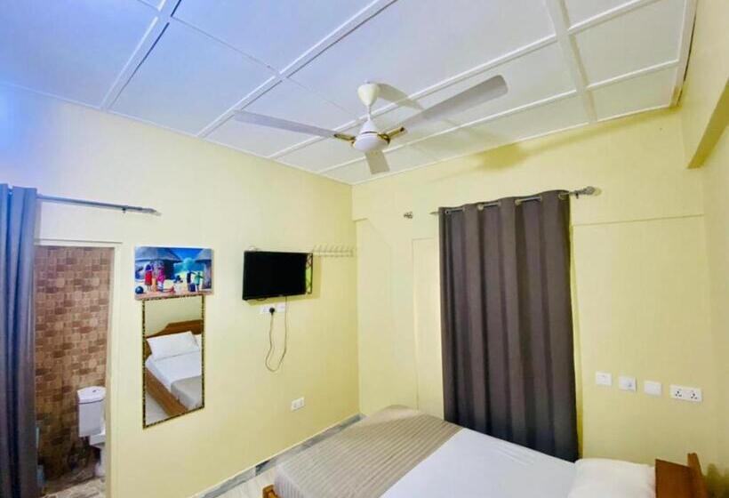 بنسيون King Boat Guest House And Pub