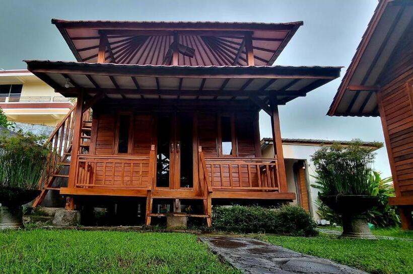 پانسیون Mayeka Transit Hostel Bandara Internasional Lombok