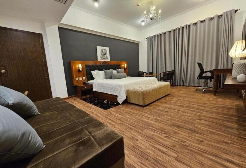 リゾートホテル Covanro Sigiriya   Brand New Luxury