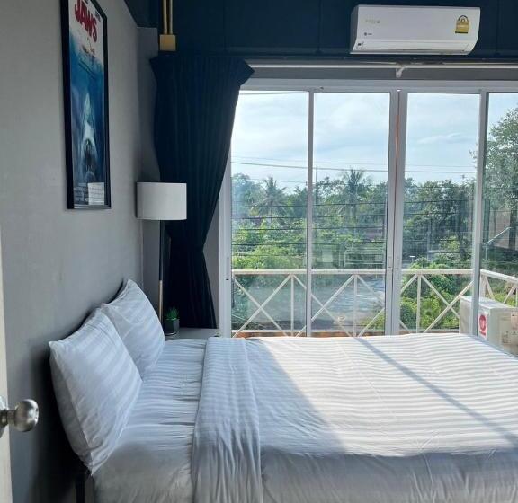 The Studio Hostel