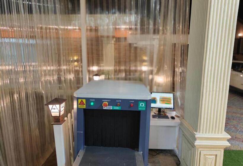 Arco Hotels And Resorts Srinagar