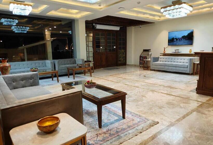 Arco Hotels And Resorts Srinagar