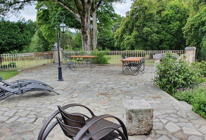 Bed and Breakfast Domaine De Montvianeix