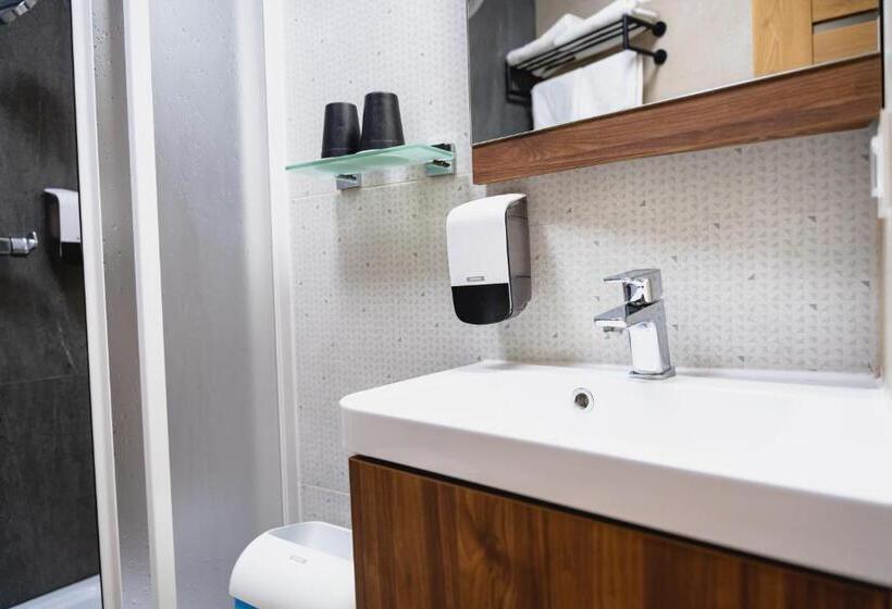 مبيت وإفطار Luby Panzió