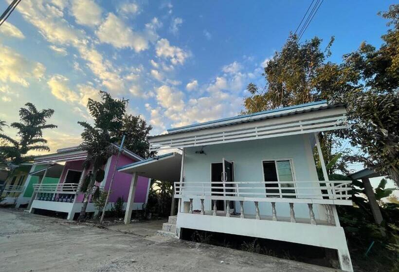 فندق บุญพน รีสอร์ต Maldives Resort&restaurant