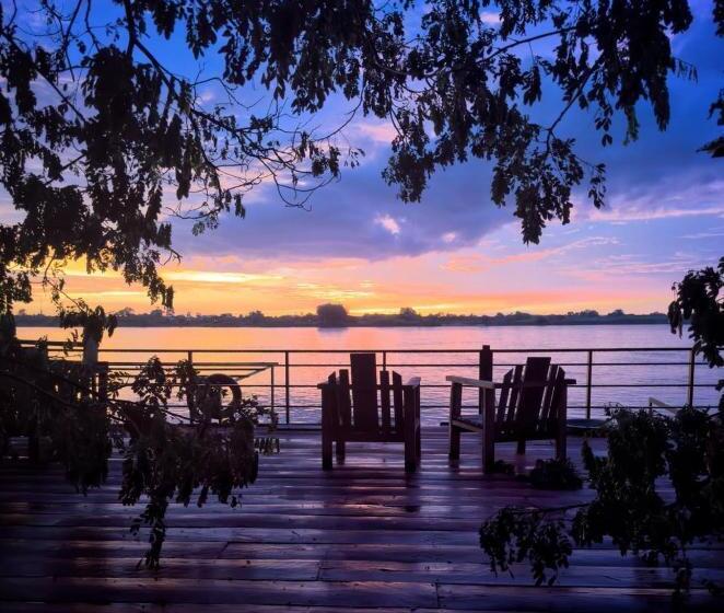 ホテル Blue Indigo Yoga Cambodia