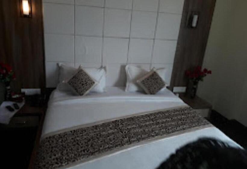 فندق Dev International, Chhindwara