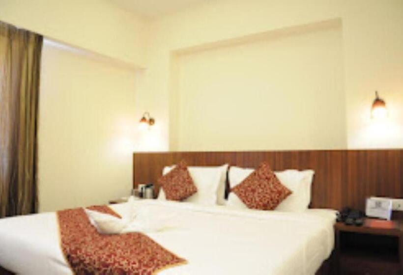 فندق Dev International, Chhindwara