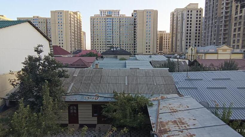 Injir Hostel