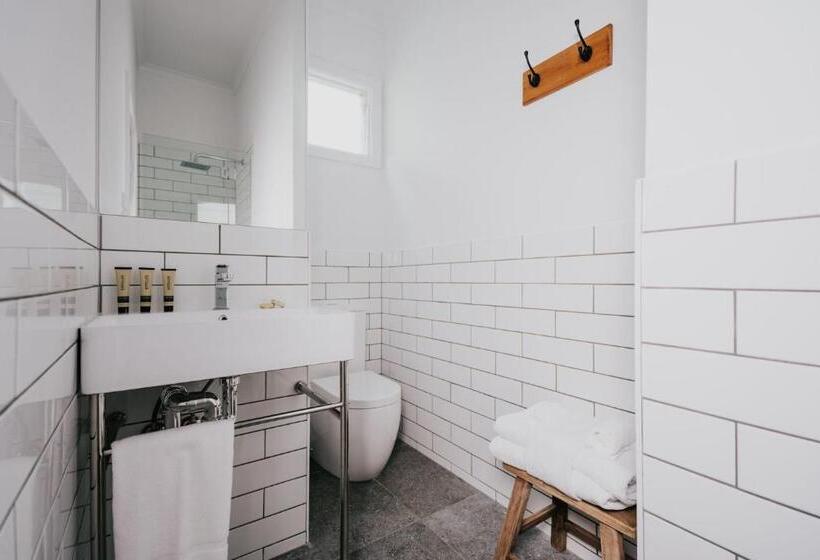 Мотель The Amalfi Minimalist Room T