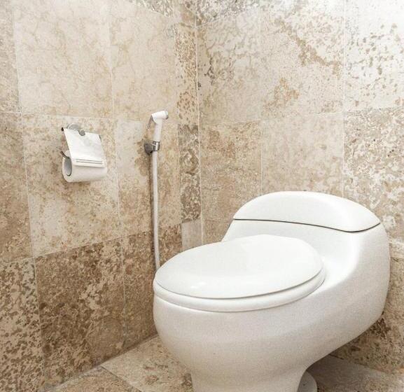 펜션 Large Room With Pool Walking Distance To Beach