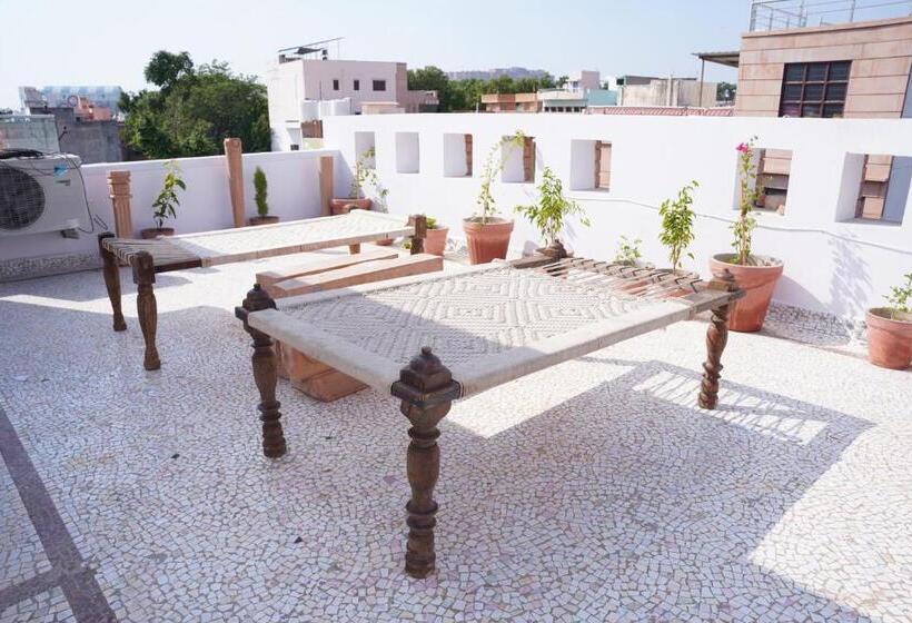 بنسيون Marwar House