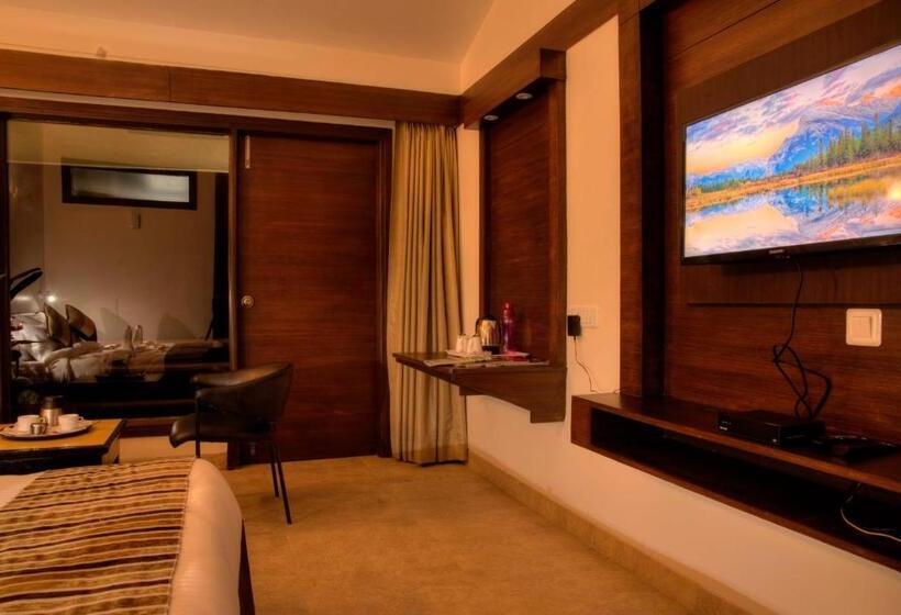 The Palm Luxuria, Best Hotel In Bhimtal