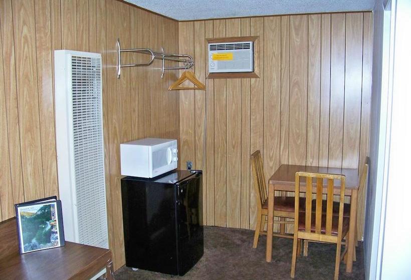 Bell S Motor Lodge Motel  Spearfish