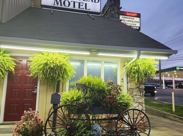 Homestead Motel