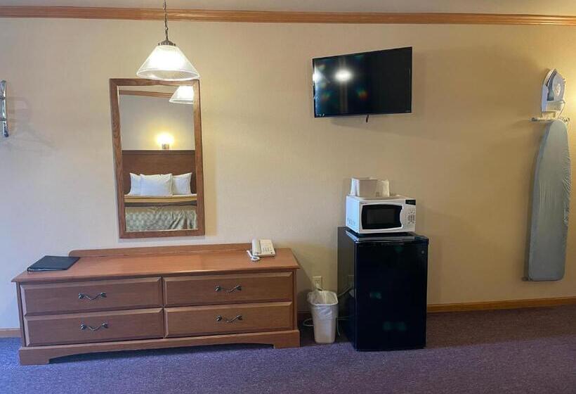 هتل Amber S Inn & Suites