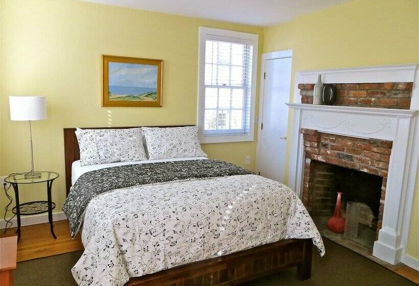 בית מלון כפרי Atlantic Light Inn