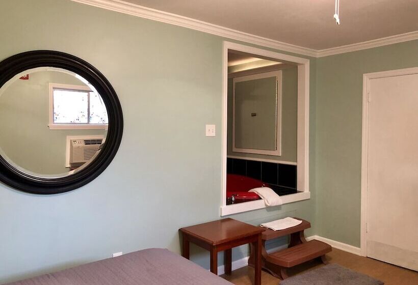 هتل Atlantis Inn   Tybee Island