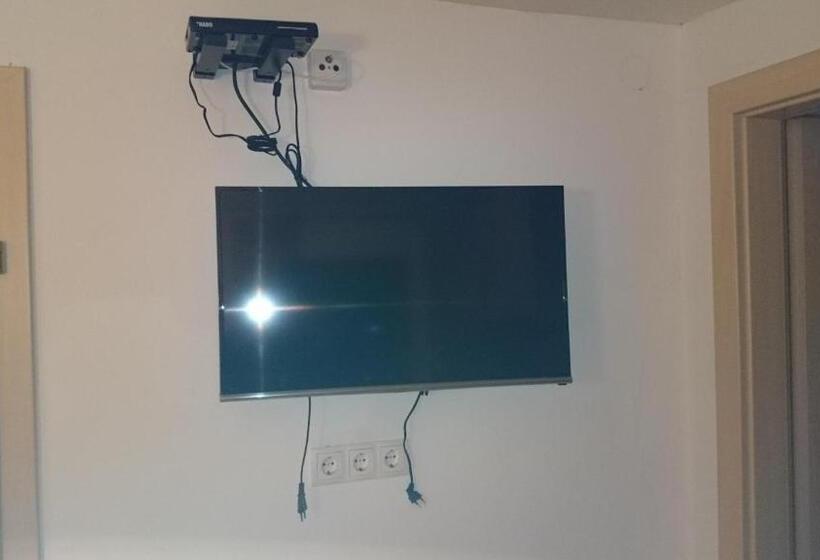 فندق Biohof Haus Wieser