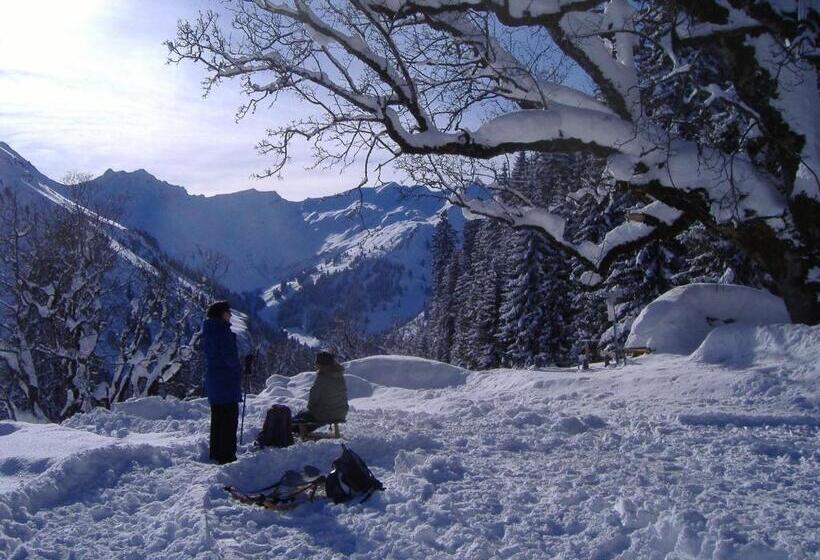 هتل Gasthof Im Wiesengrund