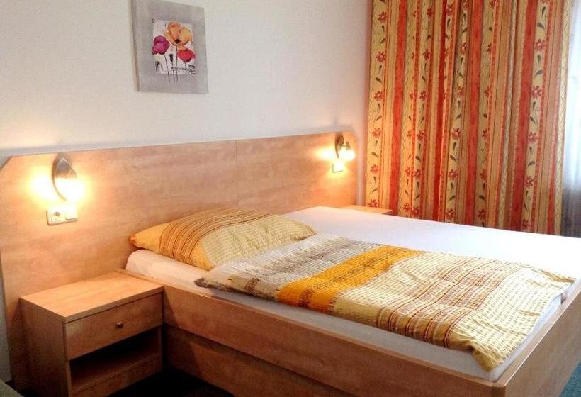 בית מלון כפרי Pension La Mamma